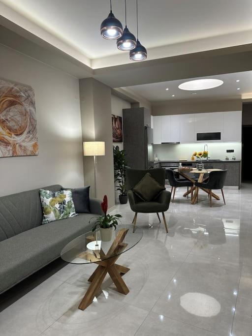 Menda Suite Heraklion  Exterior photo
